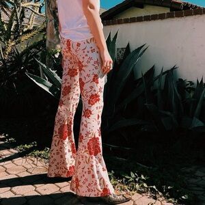 Novella Royale Iris Bell Bottoms in Red Flamenco